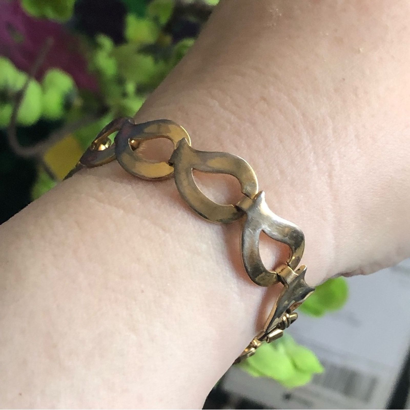 Vintage Vintage 70s gold plated teardrop swirl link bracelet Size ONE SIZE - 2 Thumbnail