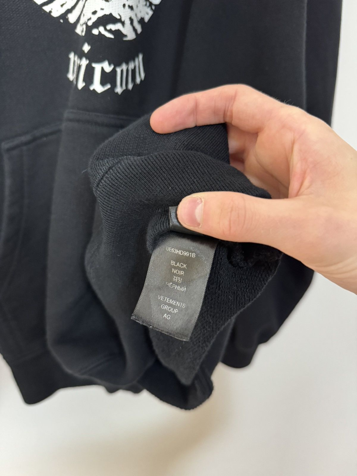 Vetements Vetements Unicorn hoodie black FW18 Avantgarde luxury Size US M / EU 48-50 / 2 - 21 Thumbnail