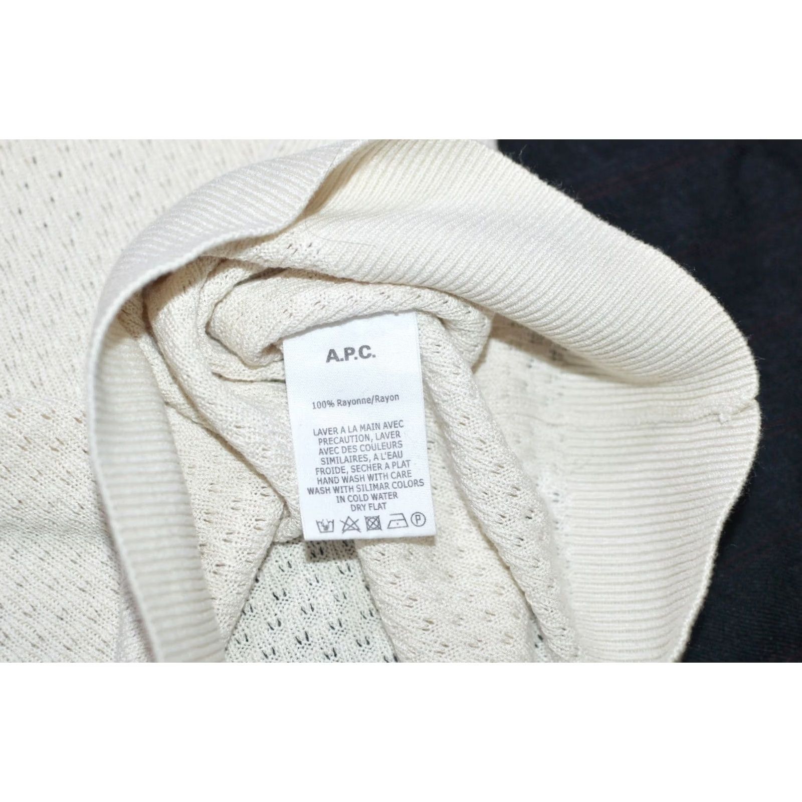 A.P.C. A.P.C. Rue Madam Paris Rayon Pullover Top Wmns XS White Blouse Pullover Open to offers Mens Womens Girls Boys Size XS / US 0-2 / IT 36-38 - 4 Thumbnail