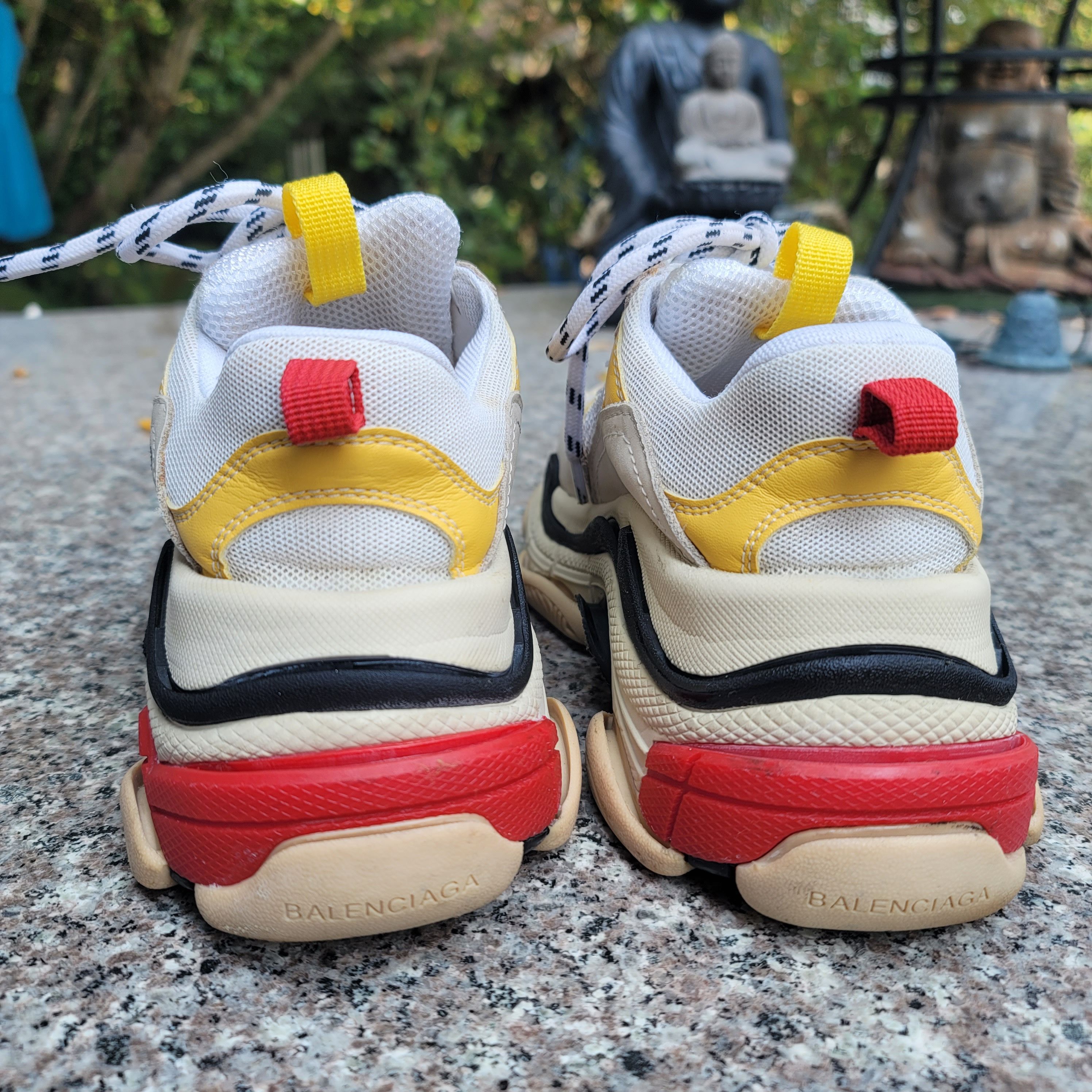 Balenciaga Balenciaga Triple S shoes Size US 6 / IT 36 - 2 Thumbnail