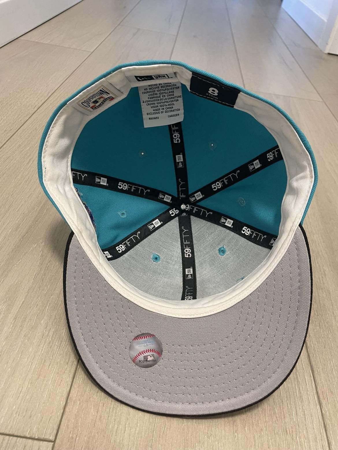 New Era Florida Marlins 1997 World Series Fitted Cap Size 8 Size ONE SIZE - 4 Thumbnail