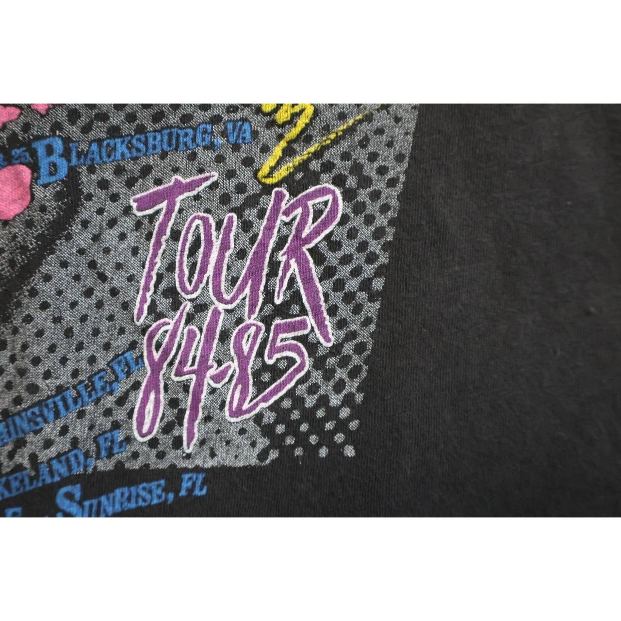 Vintage Vintage The Kinks 1984-1985 Word of Mouth Tour Size L Size US L / EU 52-54 / 3 - 6 Thumbnail