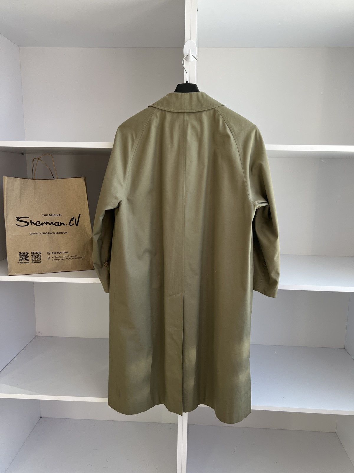 Burberry × Vintage Vintage Burberry trench coat old money style Size US L / EU 52-54 / 3 - 14 Thumbnail