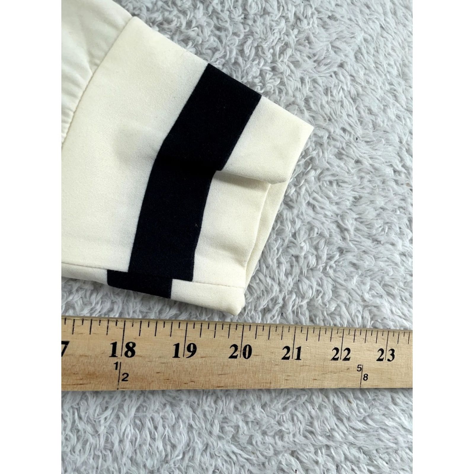 Vintage LuLaRoe Nora Tunic Top Womens L Black White Stripe Long Sleeve Crewneck Shirt Blouse Size L / US 10 / IT 46 - 6 Thumbnail