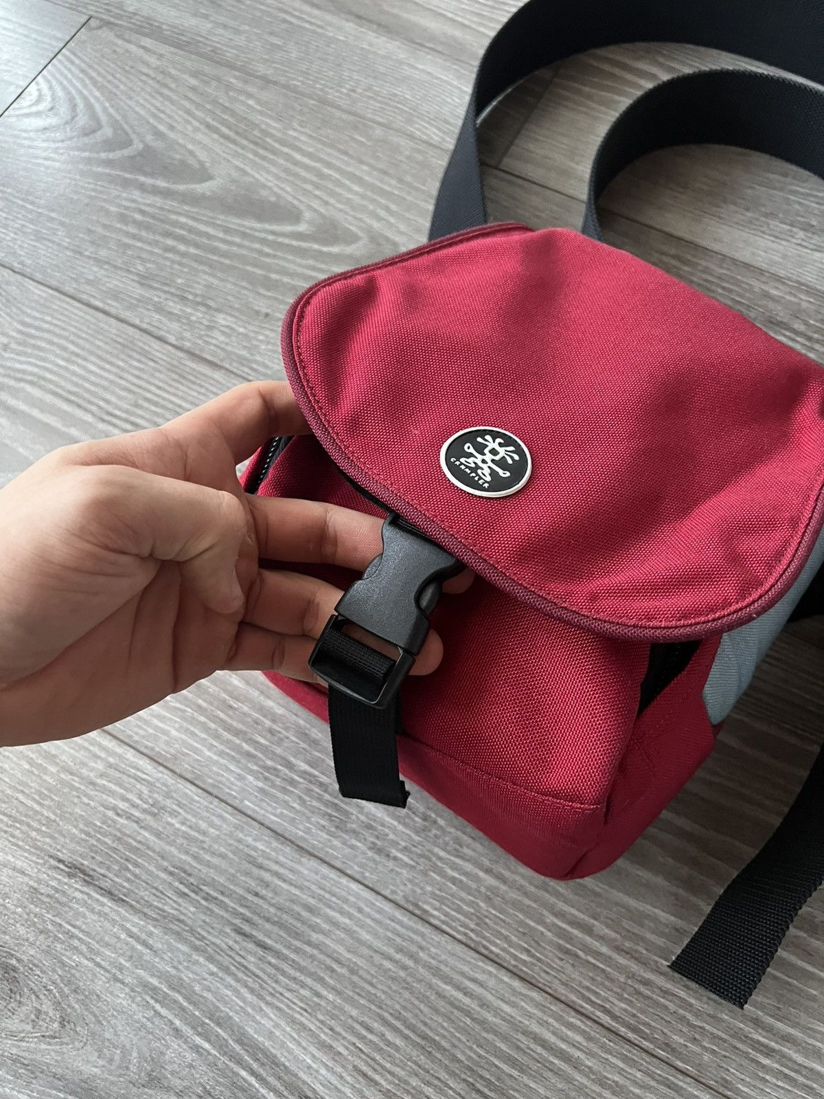 Crumpler ‼️Crumpler Vintage Stamp Claimer Avant Garde Bens Pizza Bag‼️ Size ONE SIZE - 9 Thumbnail