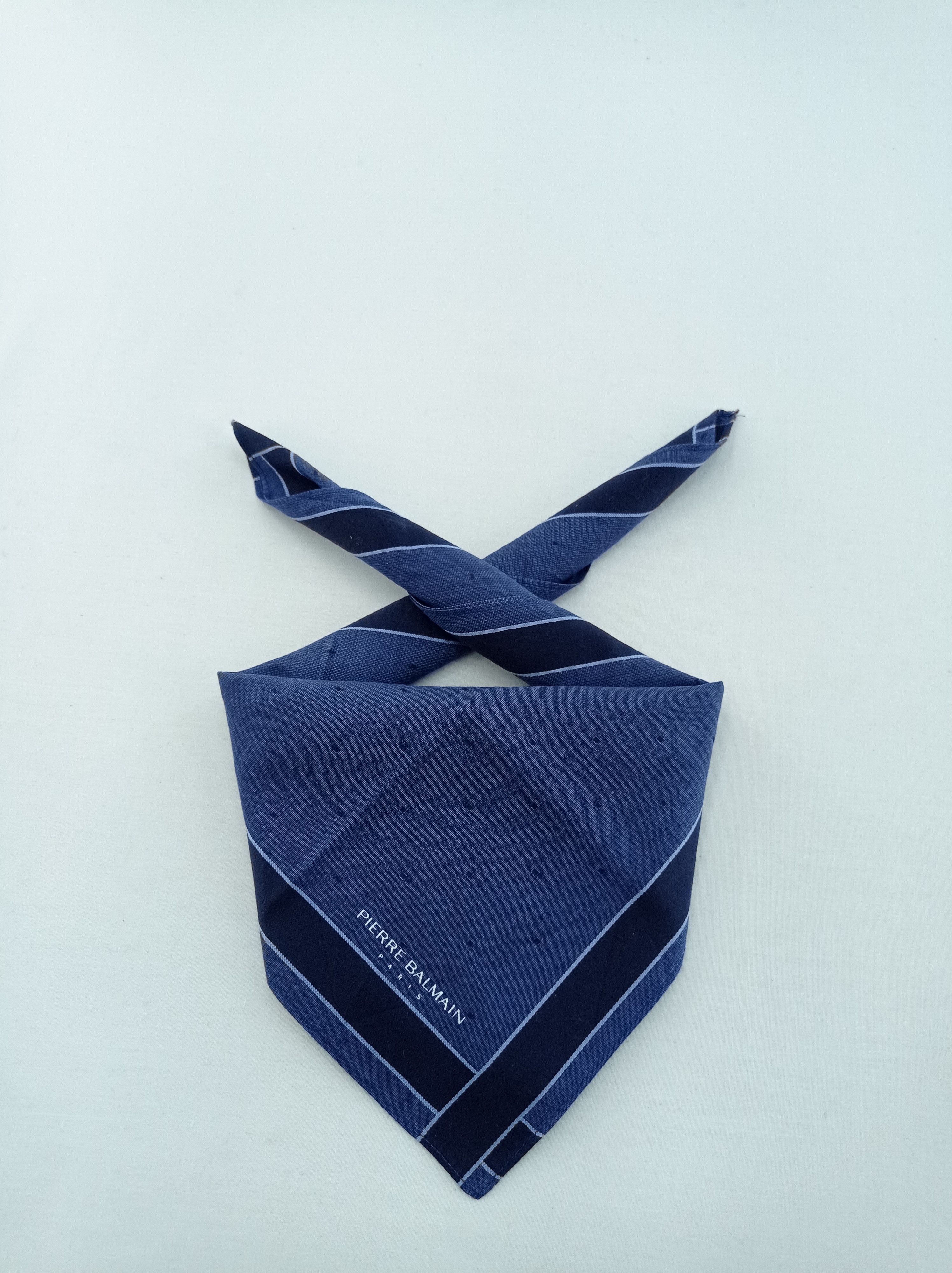 Pierre Balmain × Vintage Vintage Pierre Balmain Handkerchief / Neckwear / Bandana Size ONE SIZE - 1 Thumbnail