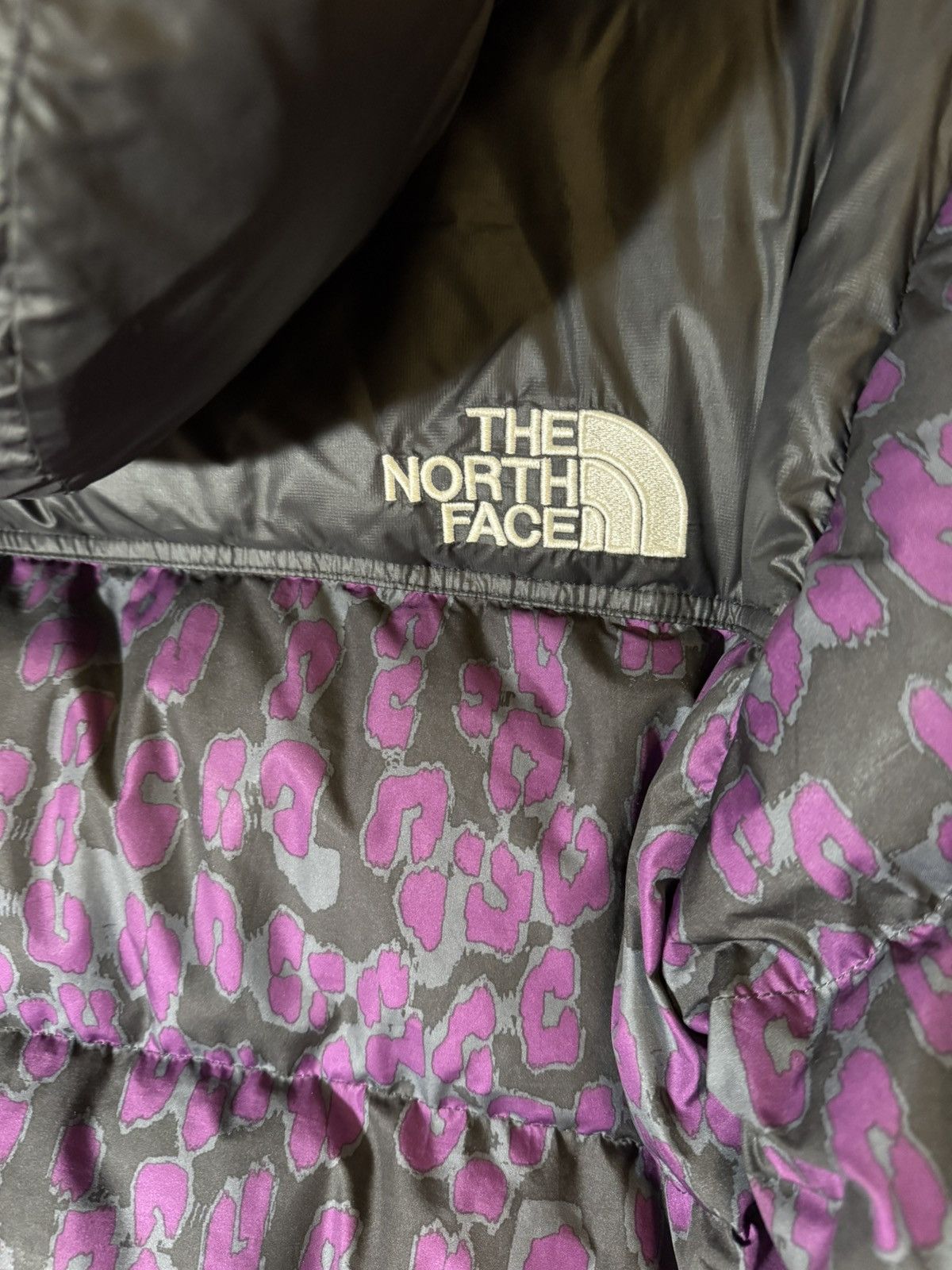 The North Face The North Face Women's 700 Jacket Purple Leopard Print Size S / US 4 / IT 40 - 6 Thumbnail