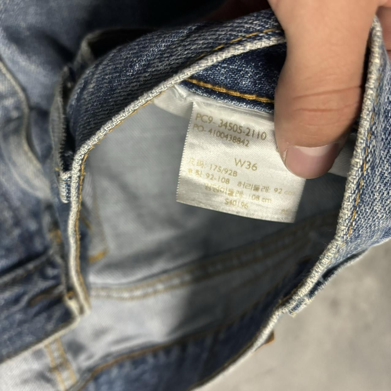Levi's × Vintage Crazy Vintage Y2K/2000s Grunge Levi’s Skater Denim Jean Shorts Jorts! Size US 36 / EU 52 - 5 Thumbnail