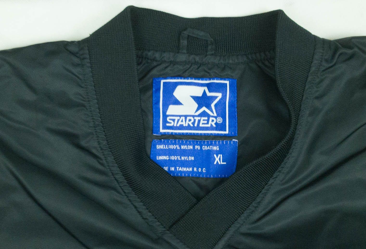 Starter MENS STARTER ACTIVEWEAR TOP ICE HOCKEY SIZE XL Size US XL / EU 56 / 4 - 3 Thumbnail