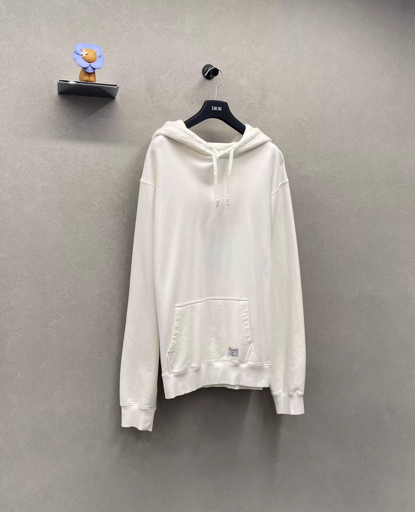 Dior DIOR White Hoodie XL Minimalist Casual Luxury Size US XL / EU 56 / 4 - 3 Thumbnail