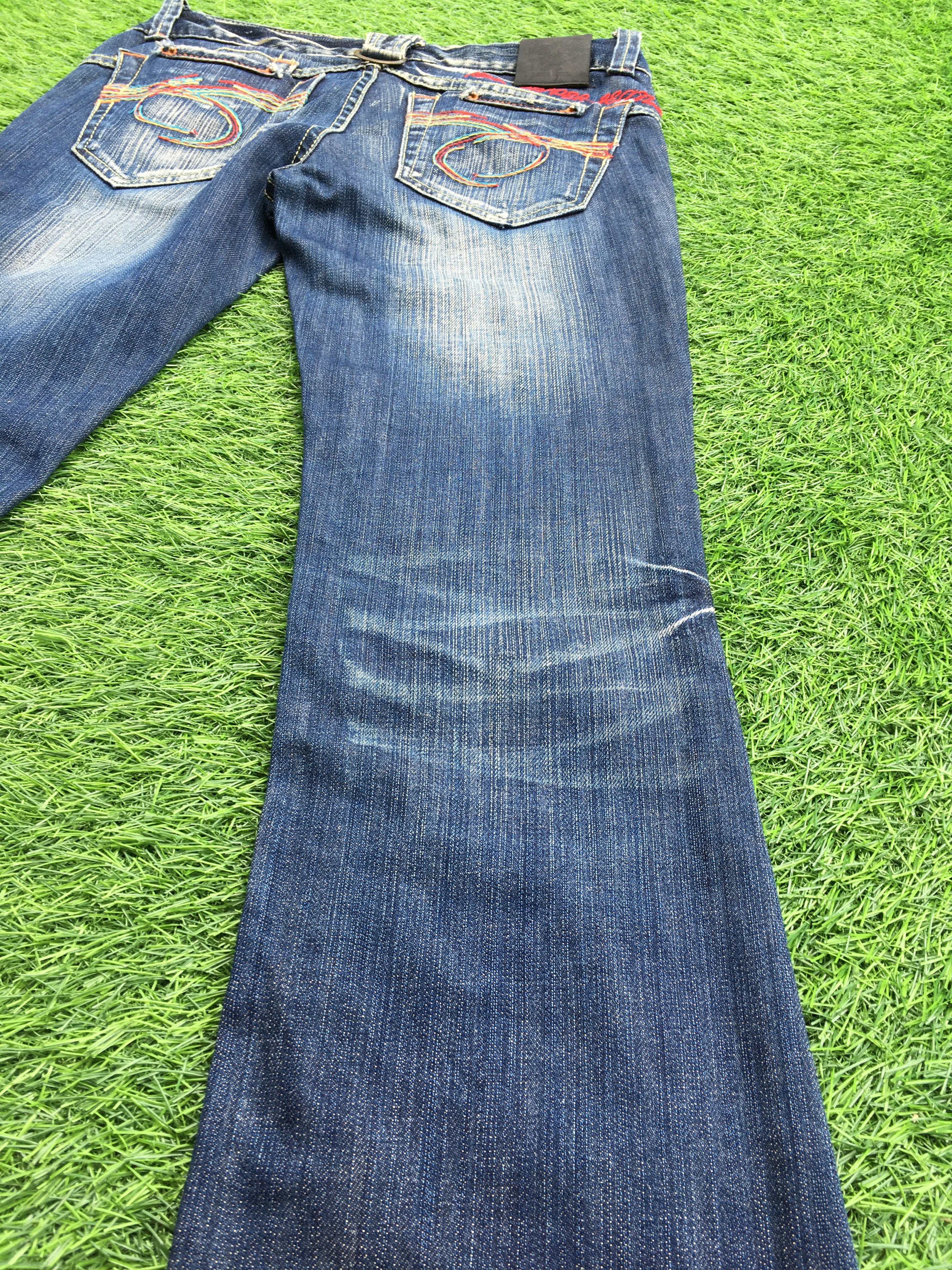 Japanese Brand Japanese Embroidered Bootcut Denim Jeans D-1194 Size 26" / US 2 / IT 38 - 9 Thumbnail