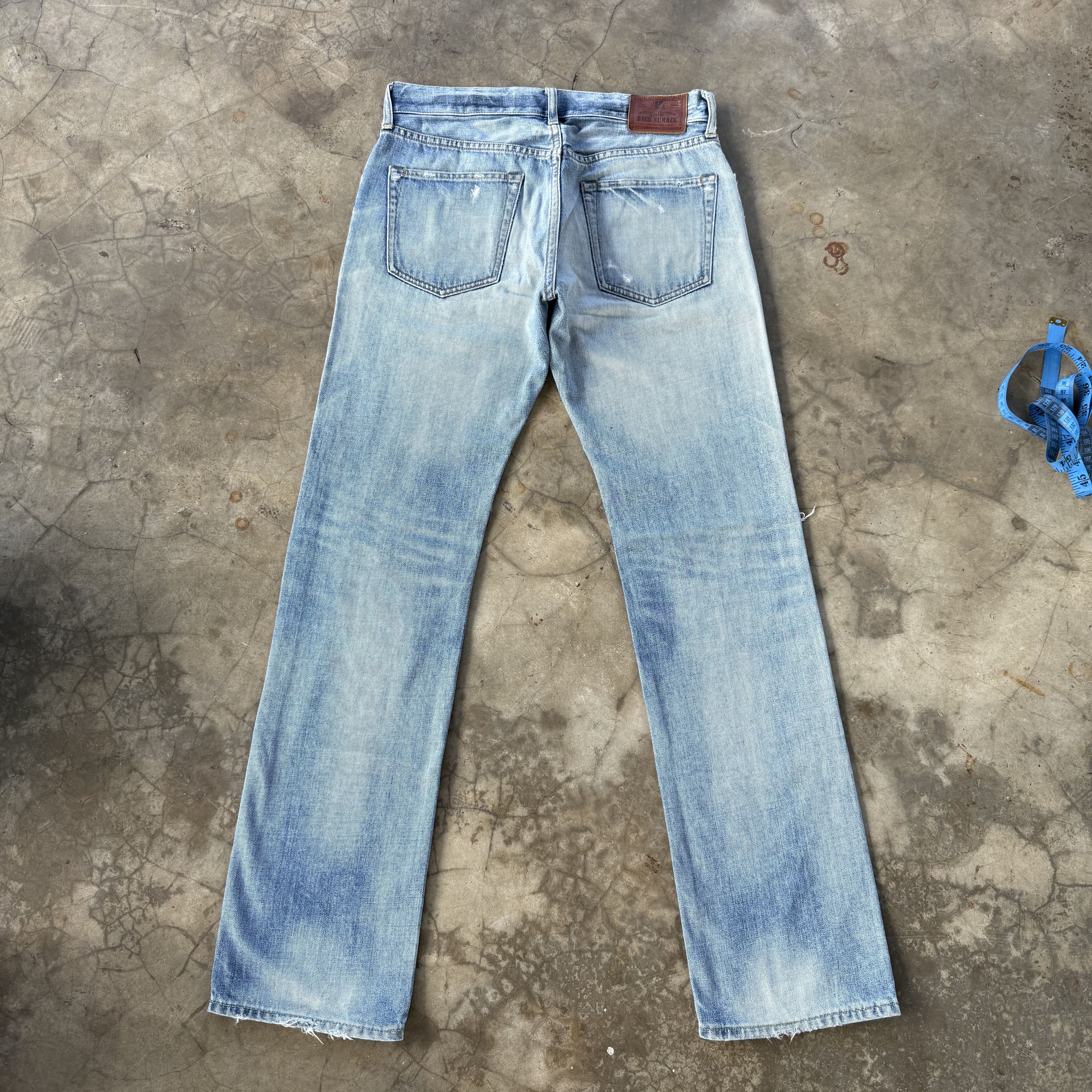 Japanese Brand Vintage Back Number Faded Wash Blue Denim Jean W31 Size US 31 - 1 Thumbnail
