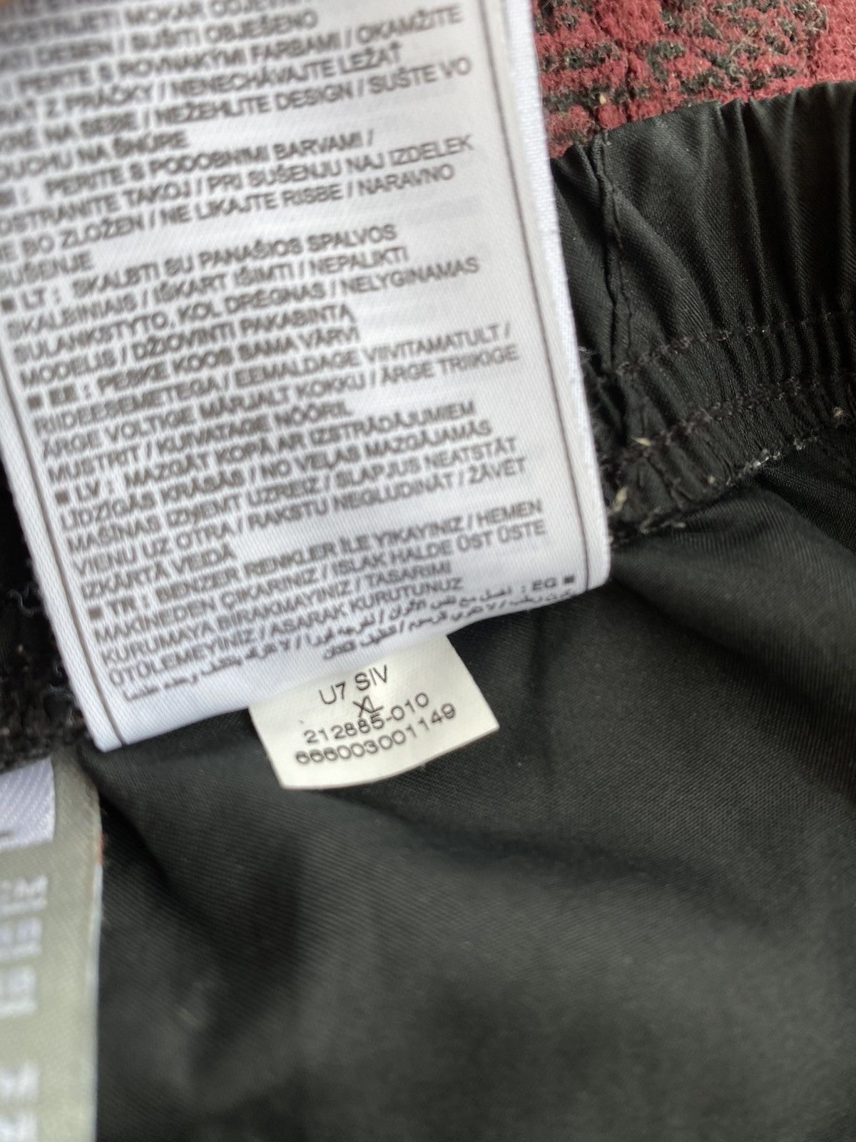 Nike Vintage silver tag Nike nylon sweatpants uk drill baggy Size US 34 / EU 50 - 9 Thumbnail
