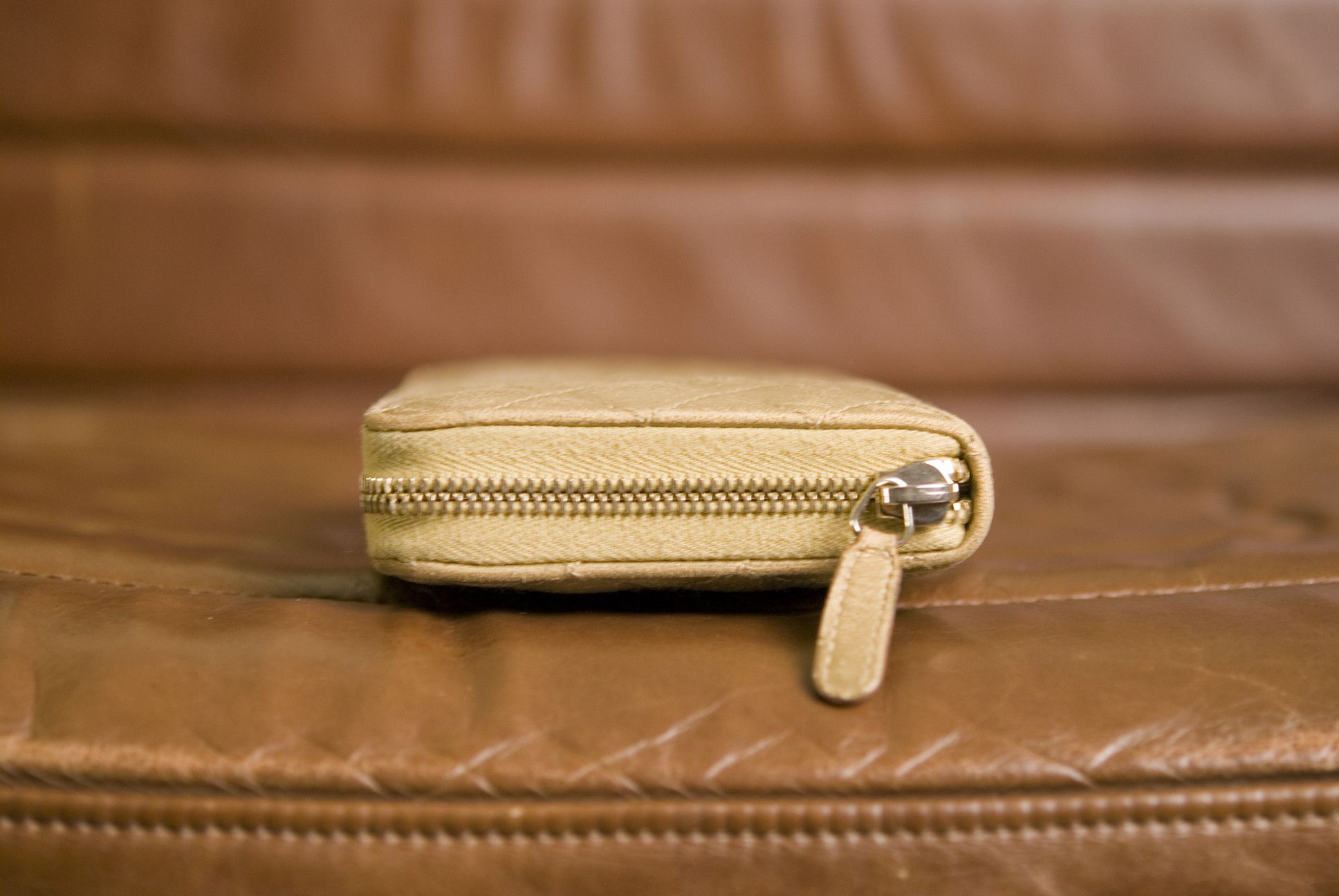 Chanel CHANEL Matelasse Metallic Leather Long Bi-fold Wallet Size ONE SIZE - 10 Thumbnail