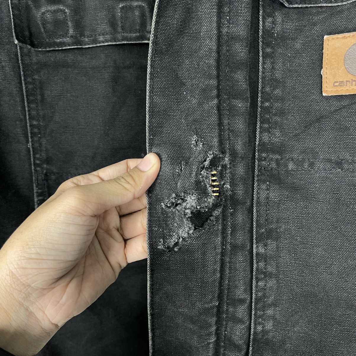 Carhartt Vintage Carhartt Black Denim Heavyweight Jacket Size US M / EU 48-50 / 2 - 14 Thumbnail