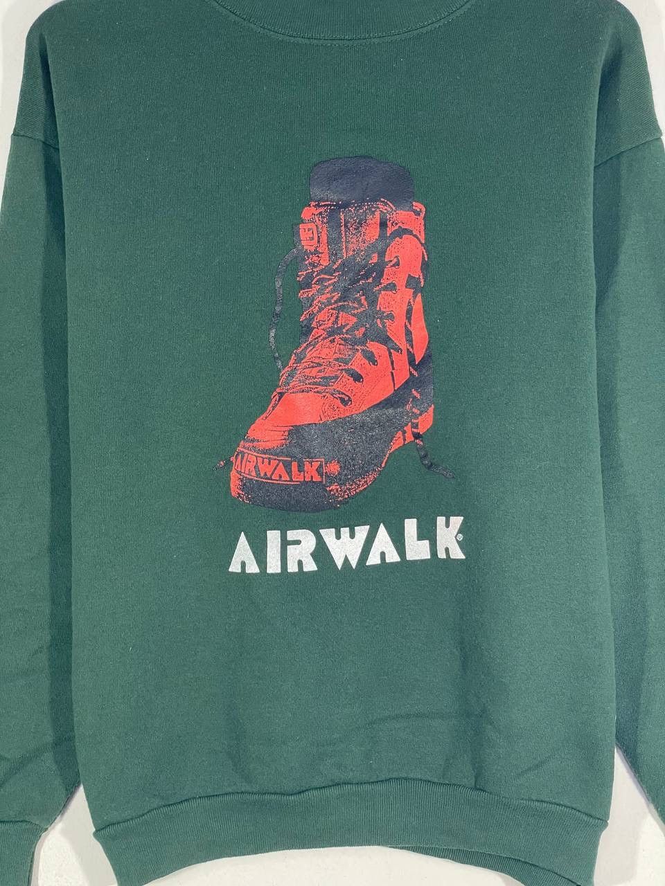 Airwalk Vintage 90s airwalk skateboard skategang sweatshirt size M Size US M / EU 48-50 / 2 - 4 Thumbnail