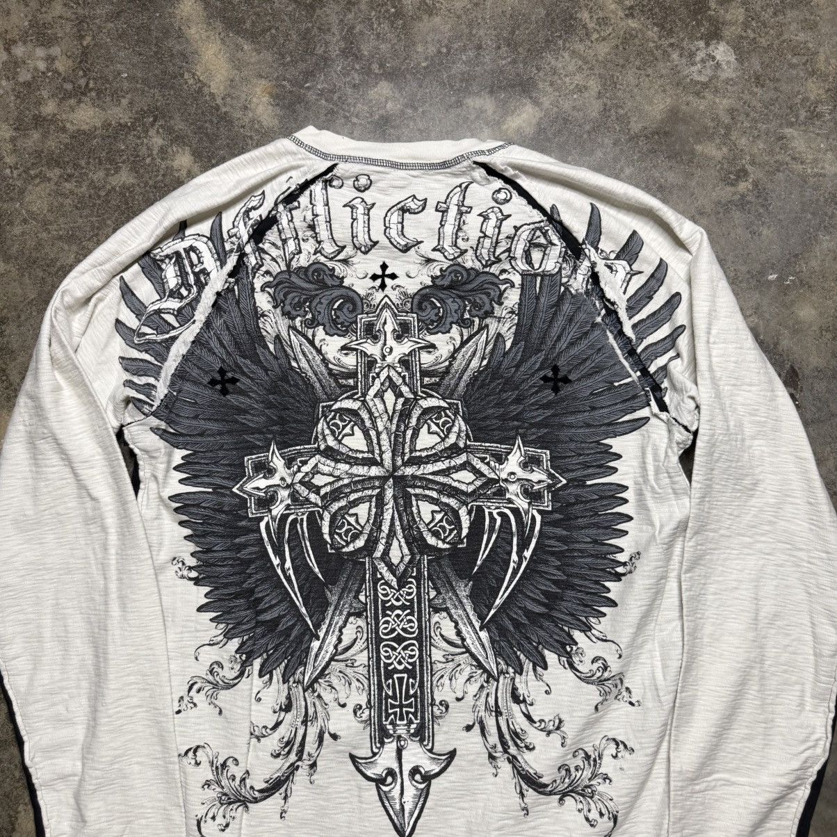 Affliction vintage y2k affliction cross longsleeve thermal knit tshirt Size US L / EU 52-54 / 3 - 2 Thumbnail