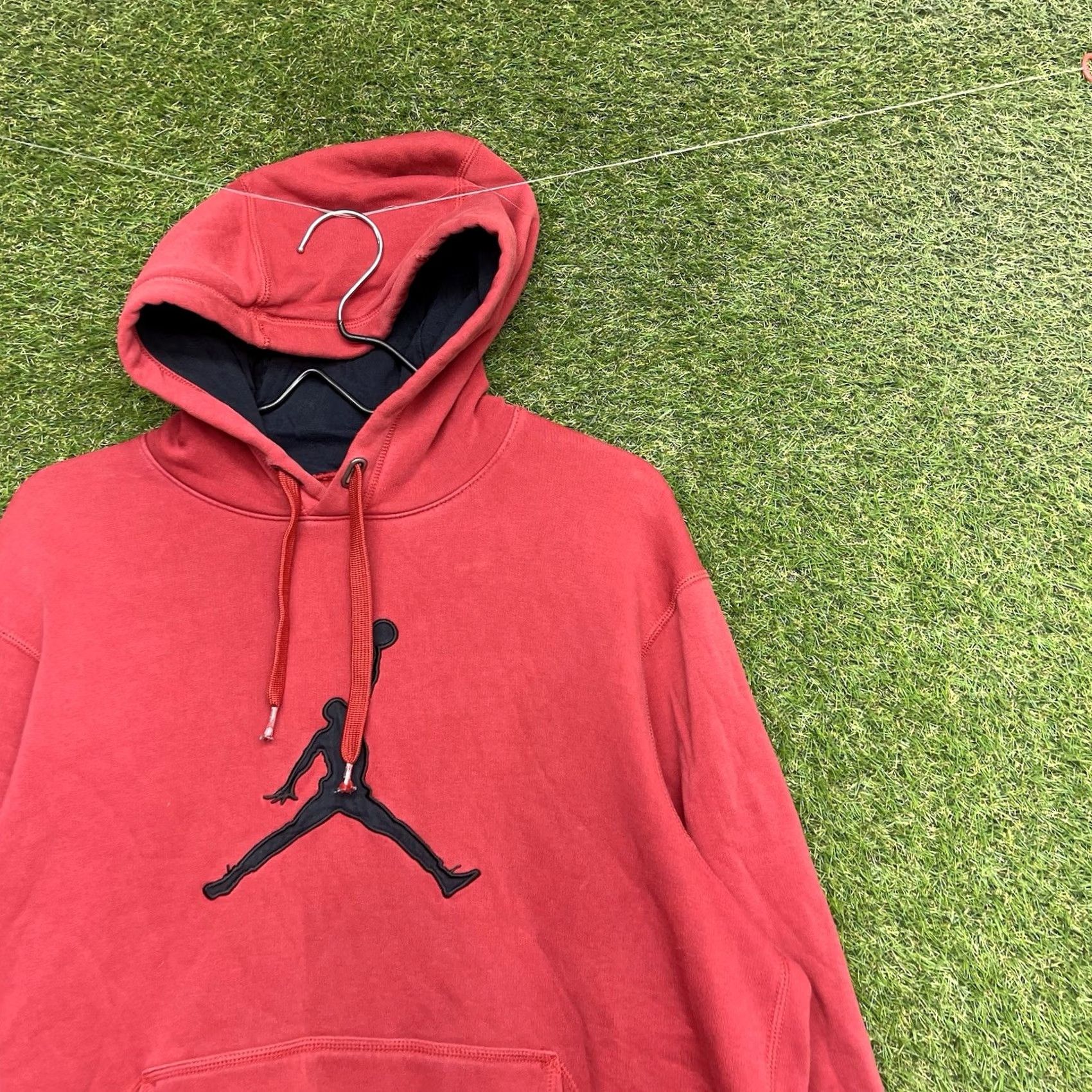 Jordan Brand Nike Air Jordan Hoodie Mens Large Sweatshirt Pullover Y2K Red Sportswear Jumpman Reg Comfort Fit Hooded Pockets Crew Neck Cotton Polyester fleece Size US L / EU 52-54 / 3 - 4 Thumbnail
