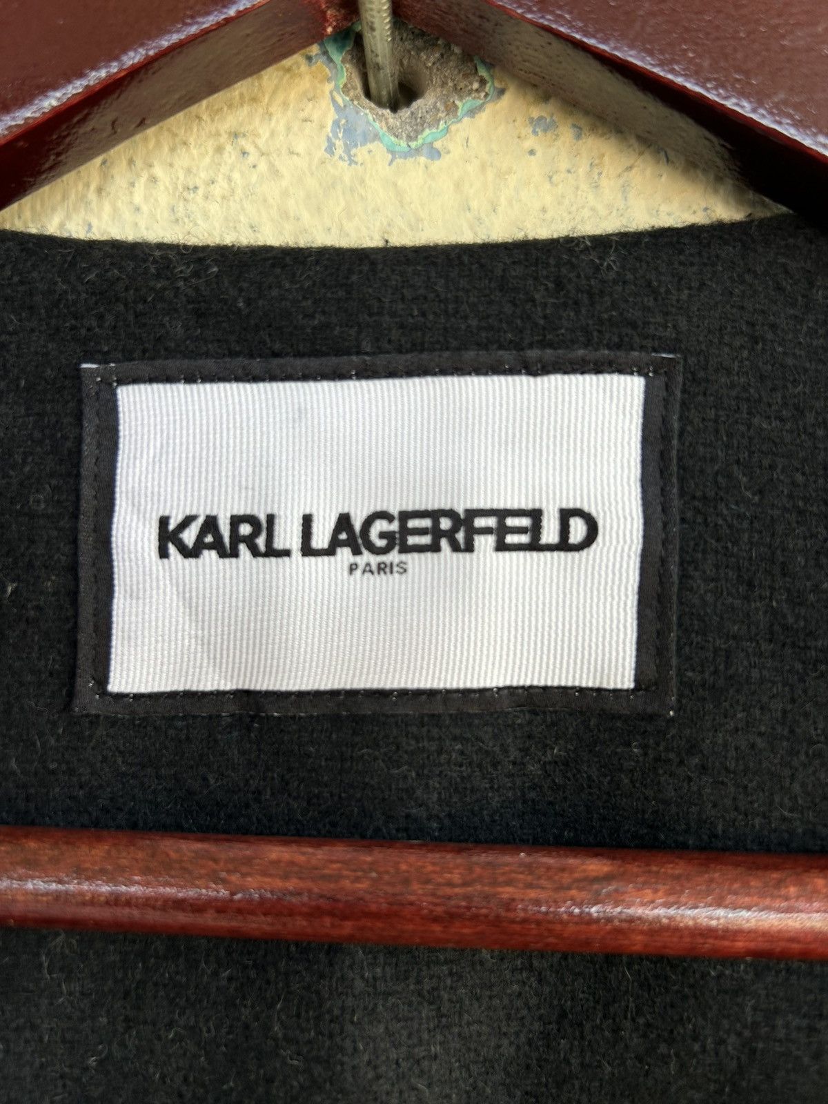 Designer × Karl Lagerfeld Karl Lagerfeld Sleeveless Polyester Long Coat Size ONE SIZE - 8 Thumbnail