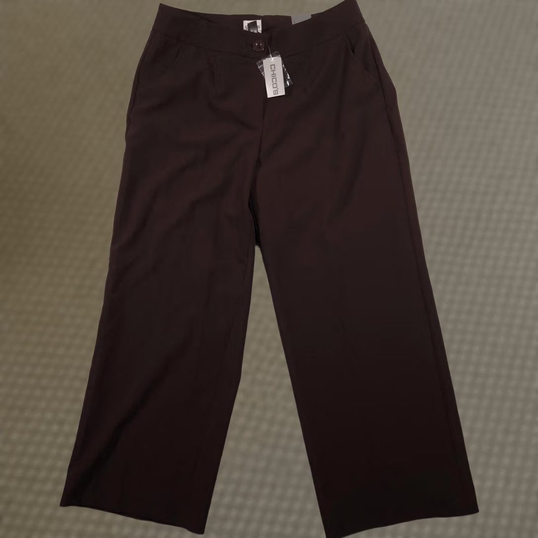 Vintage Chico's Dress Pants Womens 3 Short Brown Twill Stretch Relaxed Crop Flat Front Zip Hem Pockets Womens 3 Short Brown Size 26" / US 2 / IT 38 - 1 Thumbnail