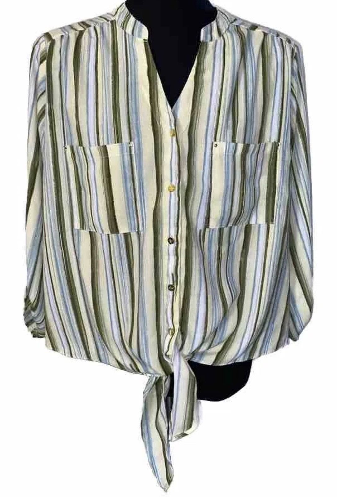 Other NWT Adrienne Vittadini Sleeve Button Front Blouse Sz M Size M / US 6-8 / IT 42-44 - 1 Thumbnail