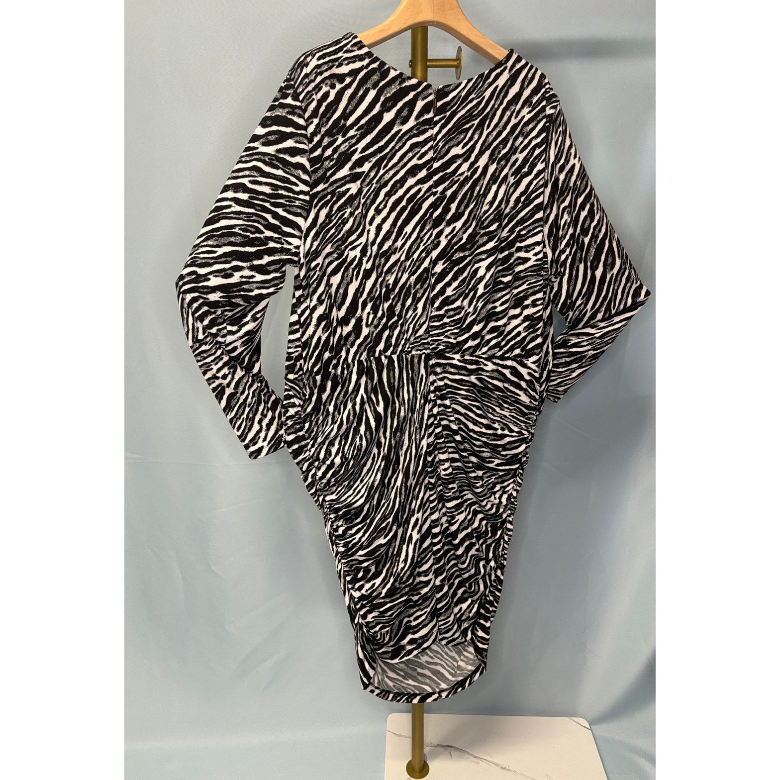 Michael Kors PLUS Size 2X MICHAEL KORS Figure Flattering Knit Dress | NWT Size 3XL / US 20-22 - 5 Thumbnail
