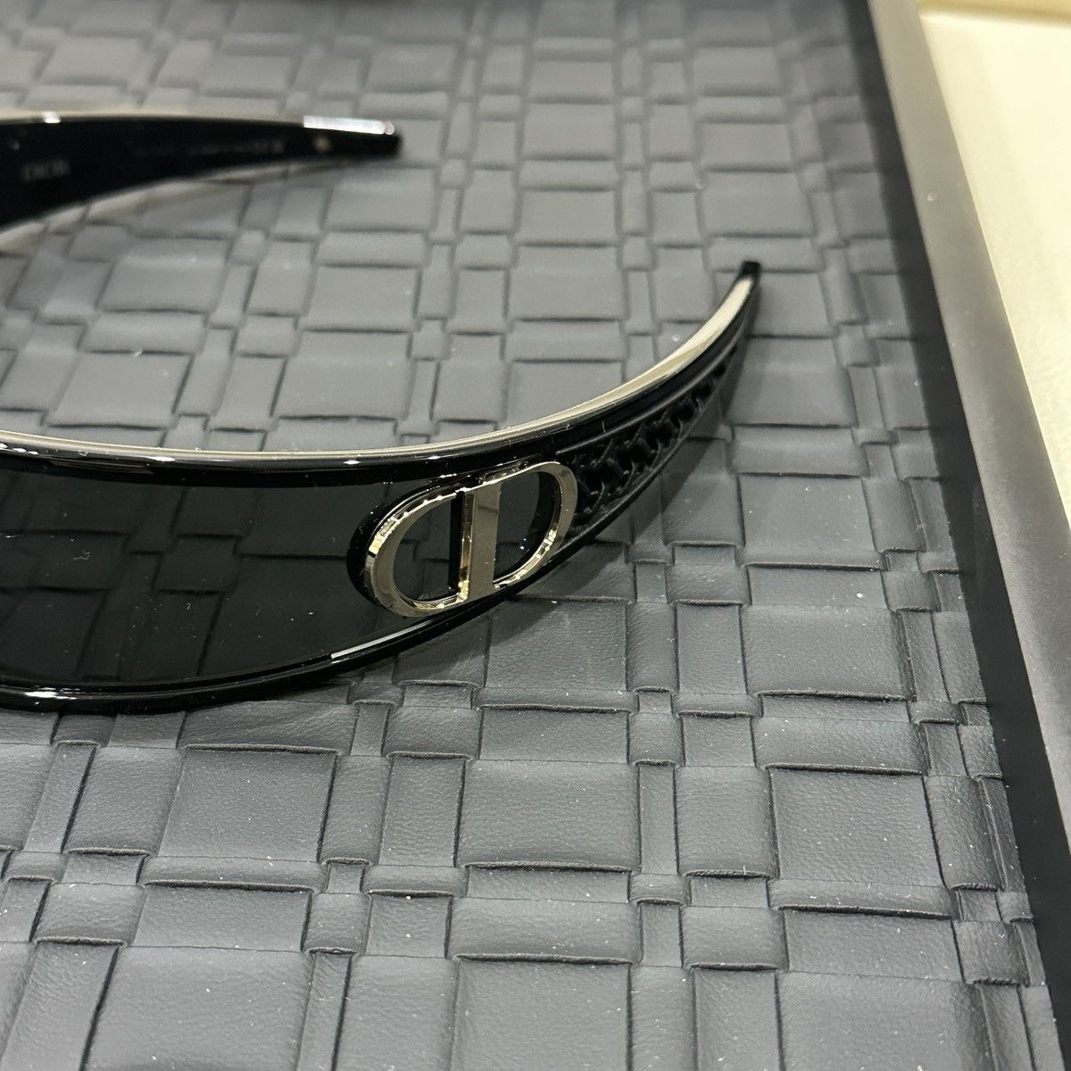 Dior DIOR VERYDIOR M1U 10A0 SUNGLASSES Size ONE SIZE - 3 Thumbnail
