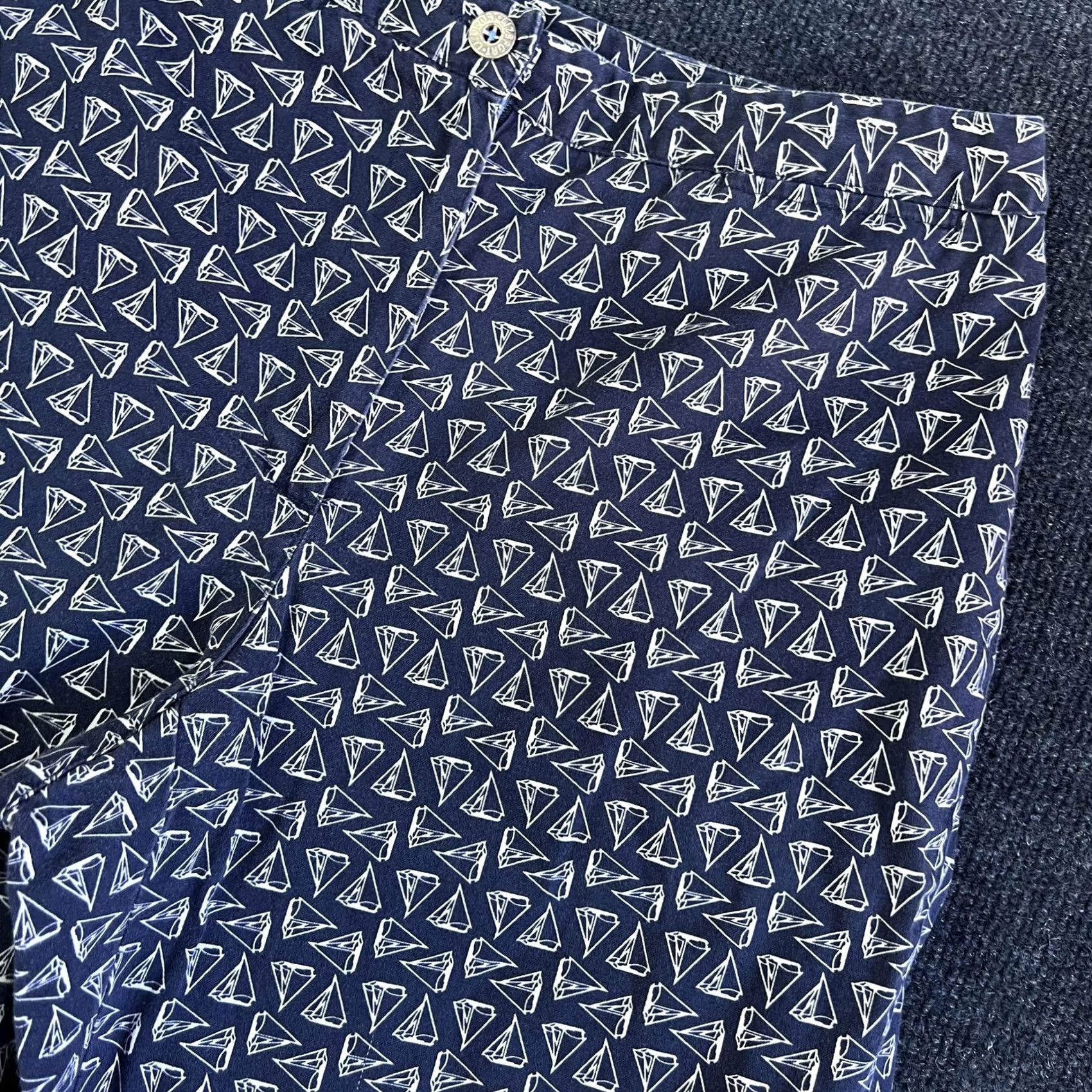 Liz Claiborne Liz Claiborne Womens 10P Blue Sailboat Print Chino Straight Leg Cotton Pants Size 32" / US 10 / IT 46 - 3 Thumbnail