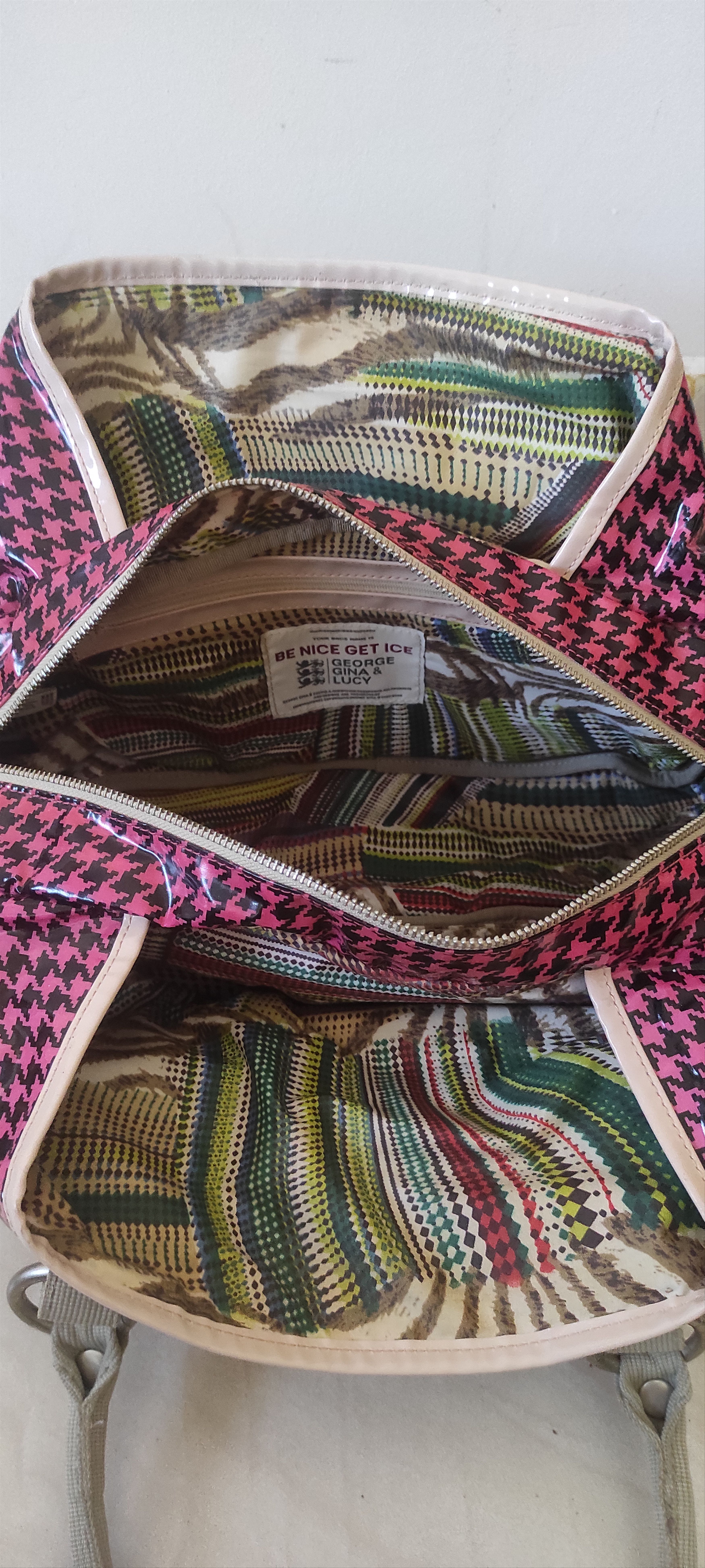 George Gina & Lucy George Gina & Lucy Be Nice Get Ice Bag Y2K Crossbody Bag Size ONE SIZE - 19 Thumbnail