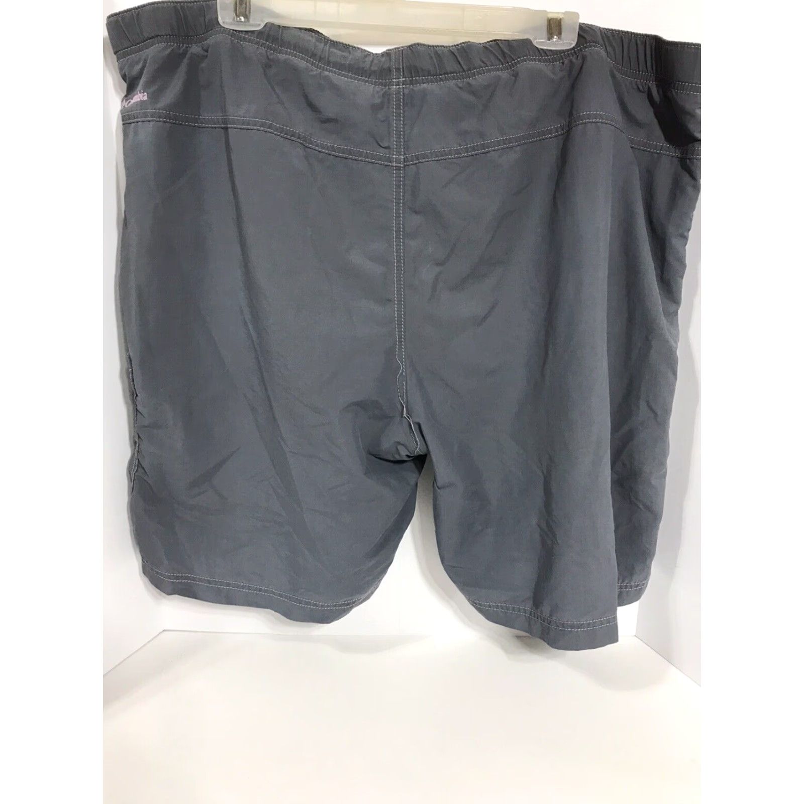 Vintage Columbia Board Shorts Men 2X Gray 100% Nylon Elastic Waist Pockets EUC Size US 39 - 2 Thumbnail