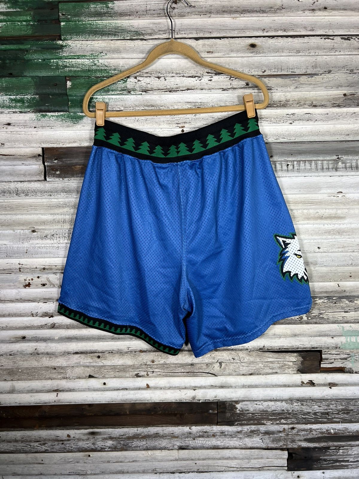 Starter × Vintage Vintage Minnesota Timberwolves Starter Shorts Size US 36 / EU 52 - 2 Thumbnail