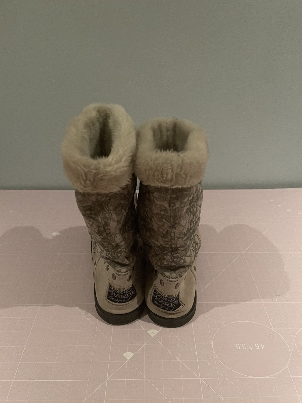 Christian Audigier Ed hardy Fur Boots Size US 8.5 / EU 41-42 - 2 Thumbnail