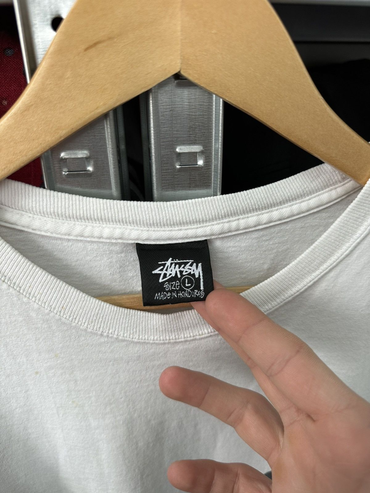 Stussy Y2K Stussy 8Ball Thrashed T-Shirt Big Logo Rare White Tee Size US L / EU 52-54 / 3 - 7 Thumbnail
