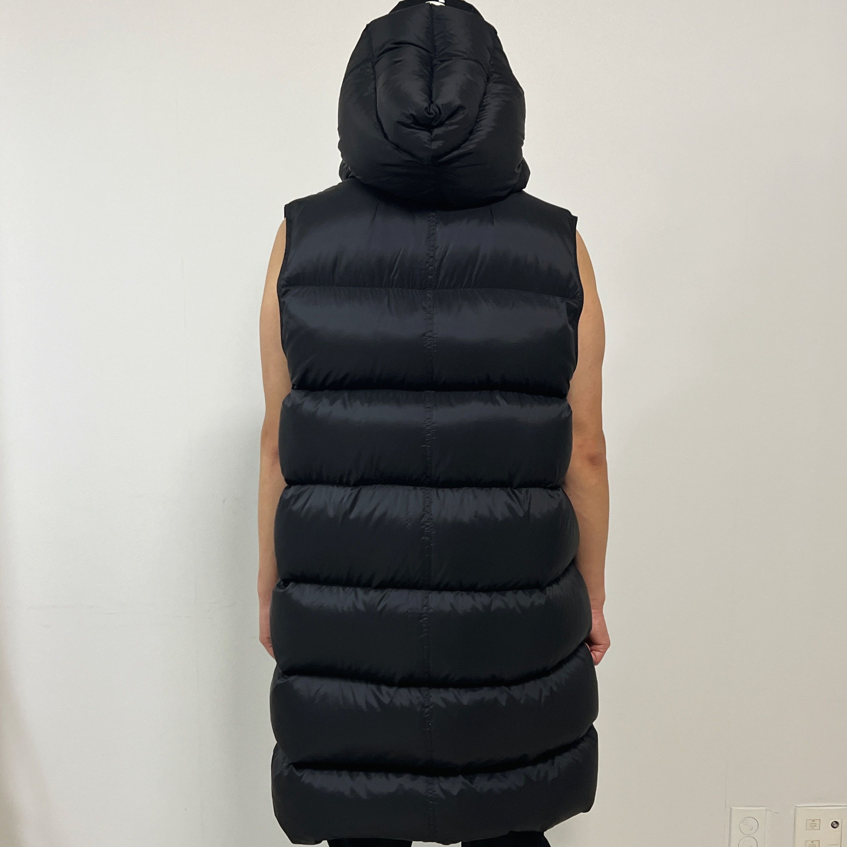 Rick Owens Rick Owens FW16 "MASTODON" Hooded Nylon Down Puffer Vest Size US M / EU 48-50 / 2 - 2 Thumbnail