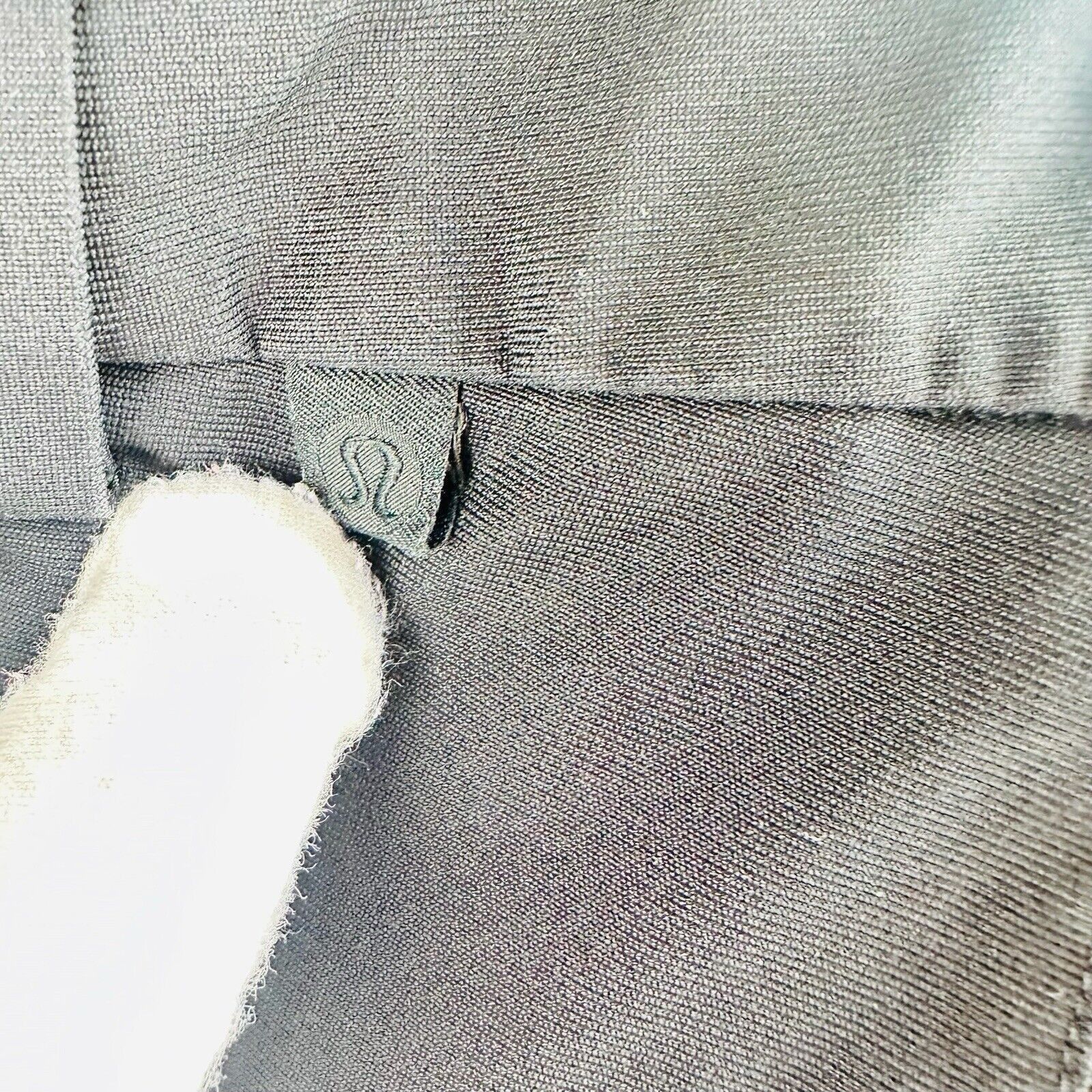 Lululemon Lululemon Commission Pant Classic Fit Warpstreme Navy 32 Size US 32 / EU 48 - 13 Thumbnail