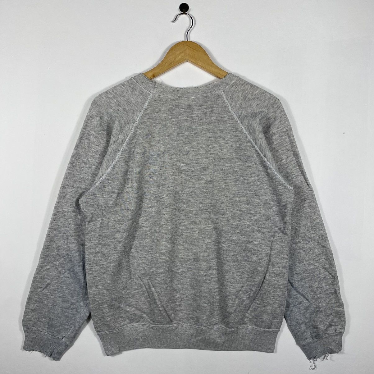 New Balance Distressed Vintage 80's NEW BALANCE Logo Crewneck Sweatshirt Size US L / EU 52-54 / 3 - 5 Thumbnail