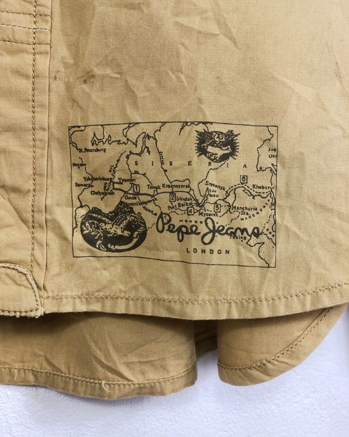Pepe Jeans Rare Pepe Jeans London Button Ups Shirt Size US L / EU 52-54 / 3 - 4 Thumbnail