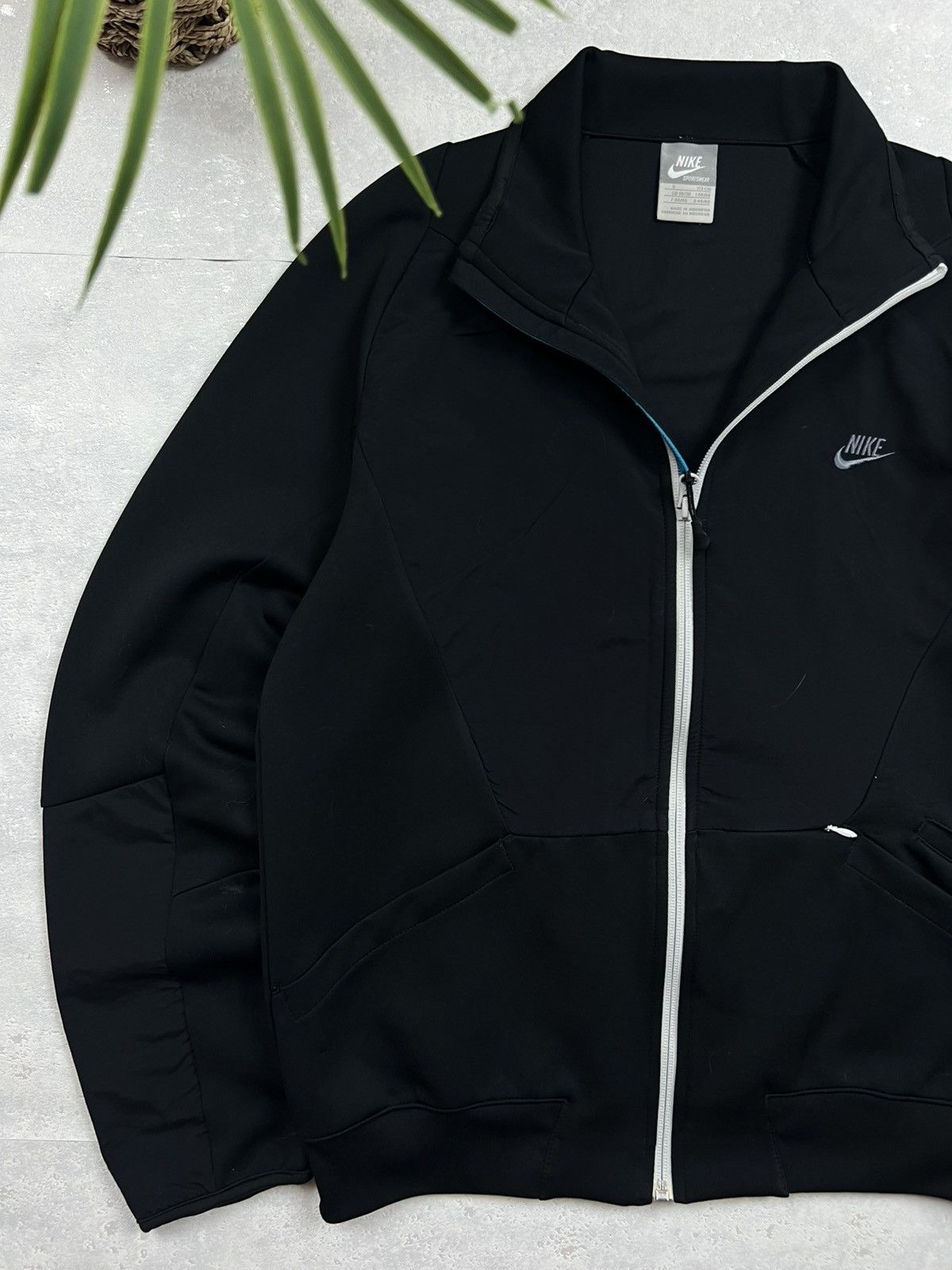 Nike 00s Nike Air Sleeve Logo Vintage Drill Windbreaker Jacket Size US S / EU 44-46 / 1 - 2 Thumbnail