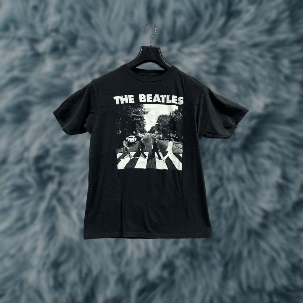 Vintage The Beatles T Shirt Medium Black Crossing Abbey Road Shirt Unisex Adults M Mens Womens Graphic Tee Size US M / EU 48-50 / 2 - 1 Thumbnail