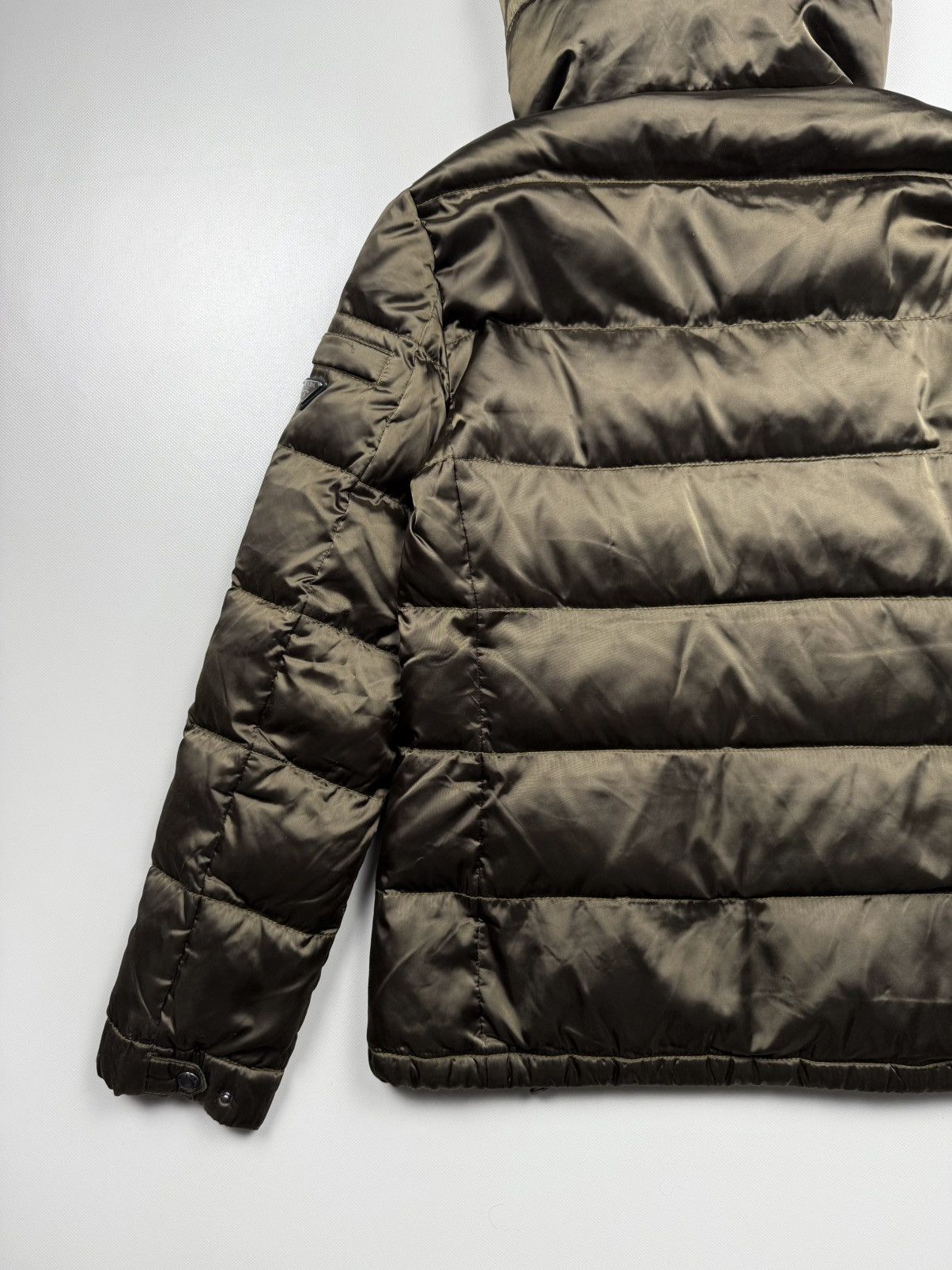 Prada Prada Women’s Dowm Puffer Jacket Size 42 Size M / US 6-8 / IT 42-44 - 11 Thumbnail