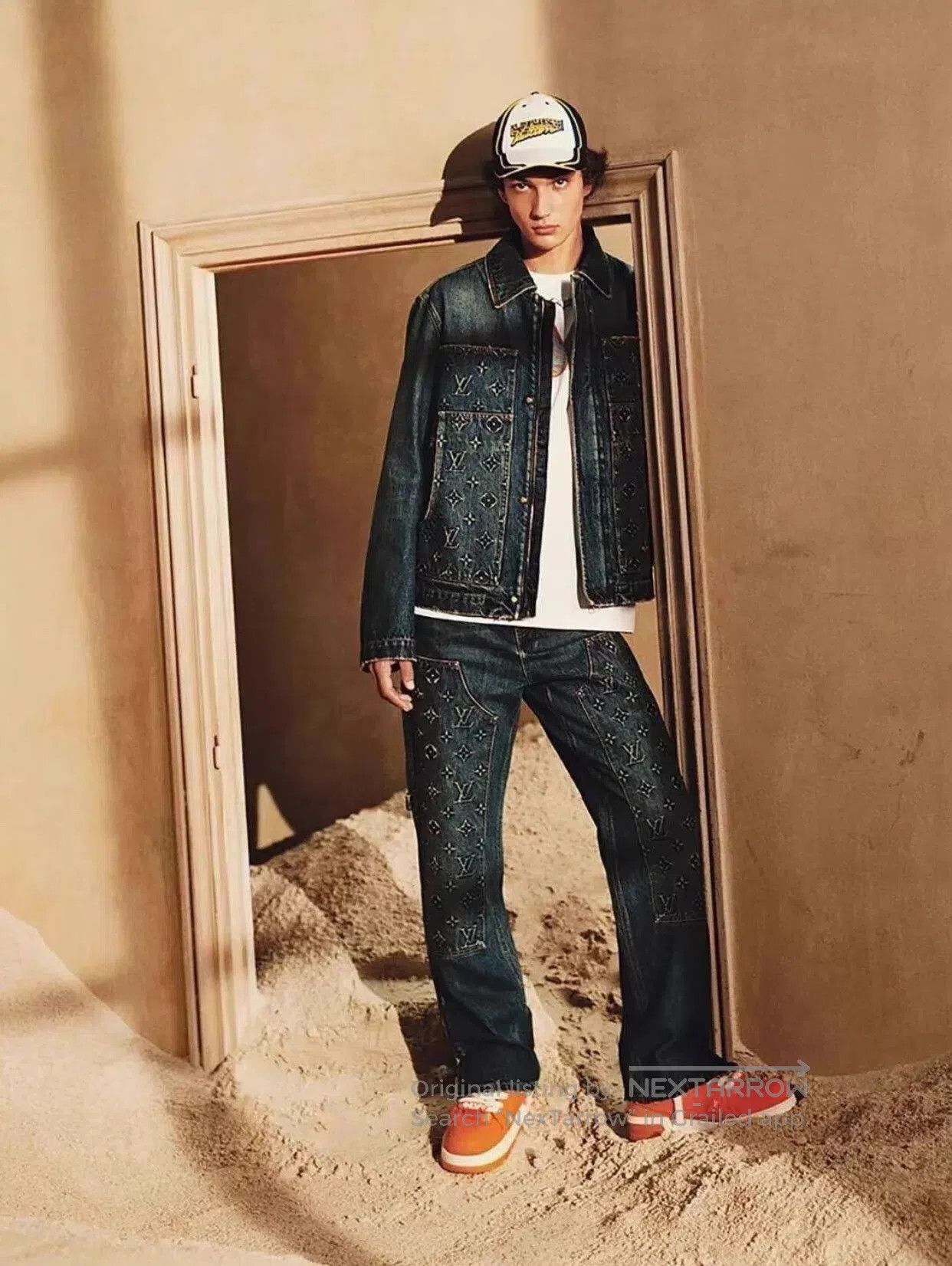 Louis Vuitton Blue Denim Jacket with Patterned Pockets . Size US L / EU 52-54 / 3 - 2 Thumbnail