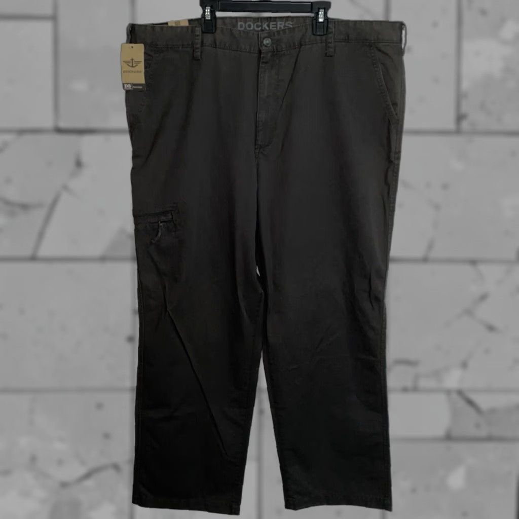Dockers VINTAGE Dockers Classic Fit Men’s Gray Cotton Chino Pants 42x30 Size US 42 / EU 58 - 1 Thumbnail