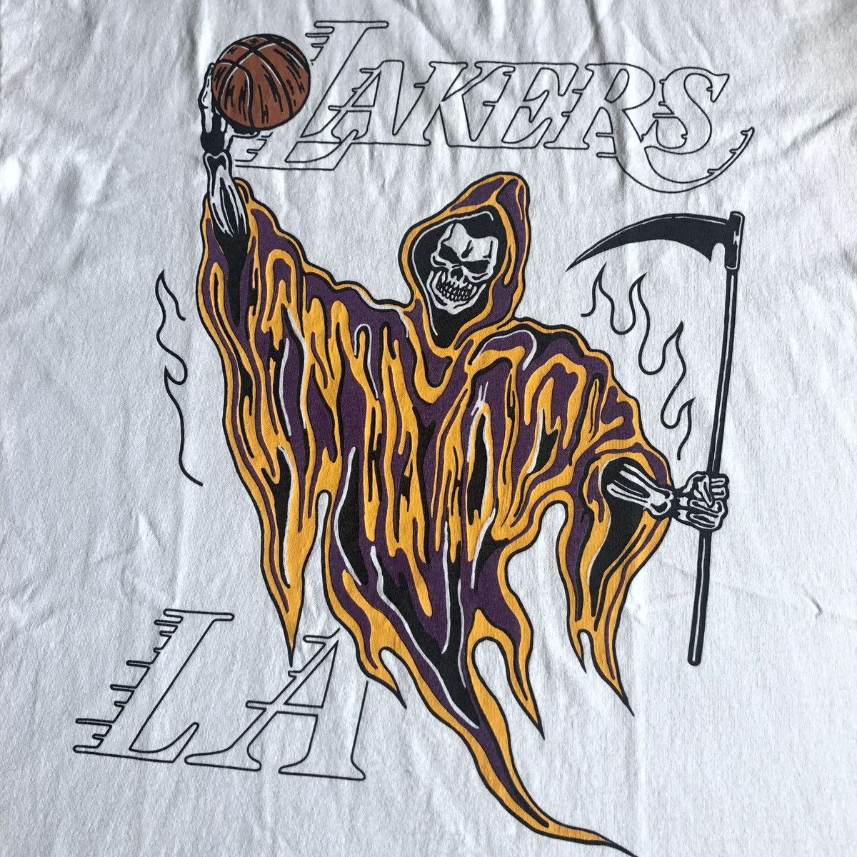 NBA × Warren Lotas Warren Lotas x Los Angeles Lakers NBA Reaper T Shirt White Size US XL / EU 56 / 4 - 3 Thumbnail