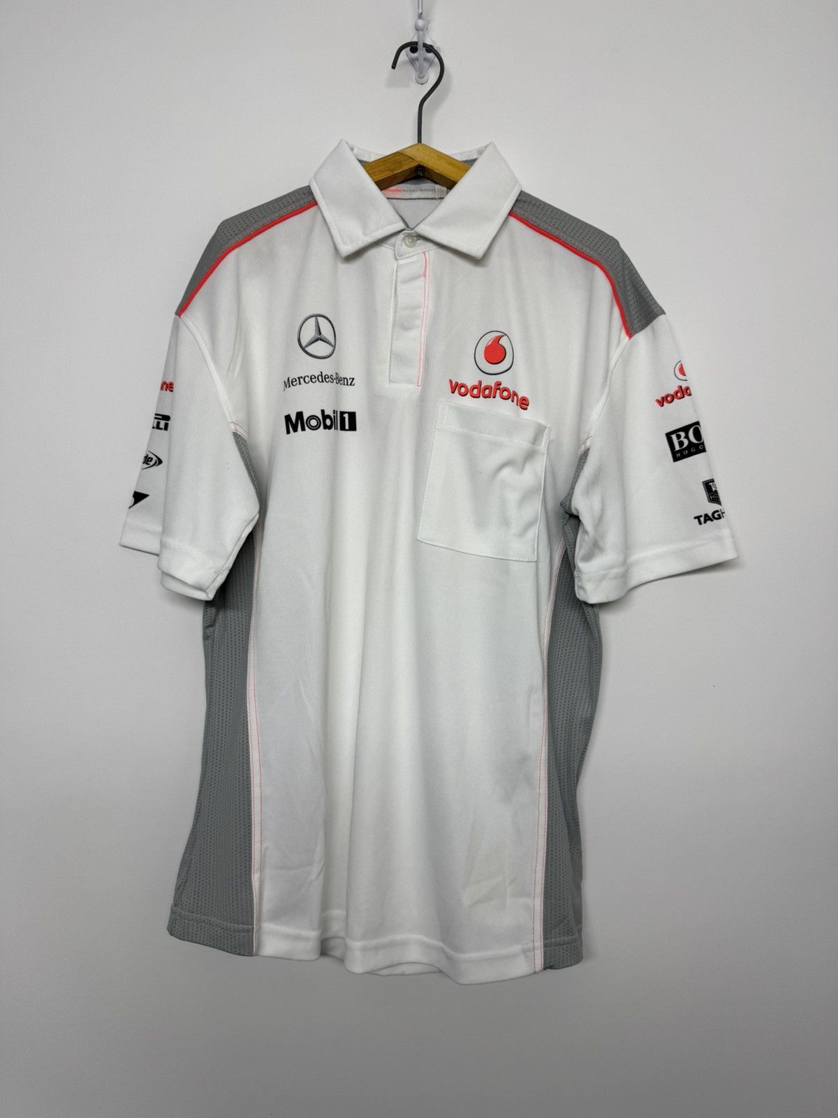 Mercedes-Benz Vintage Y2k Mercedes Benz Vodafon Racing Jersey T-Shirt 90’s Size US L / EU 52-54 / 3 - 5 Thumbnail