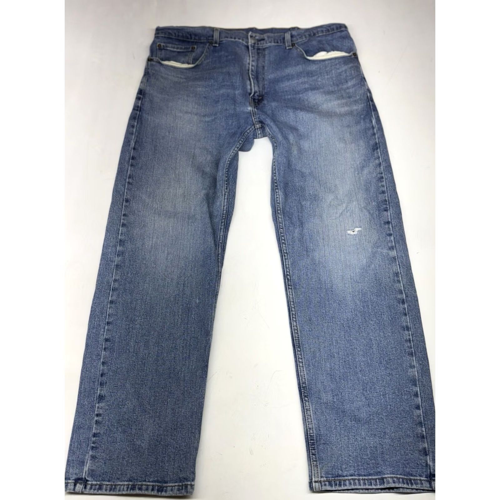 Levi's VINTAGE Levi's 505 Jeans Men 38x30 Blue Mid Rise Medium Wash Straight Leg 5-Pocket 8" Leg Opening Mens Size US 38 / EU 54 - 2 Thumbnail