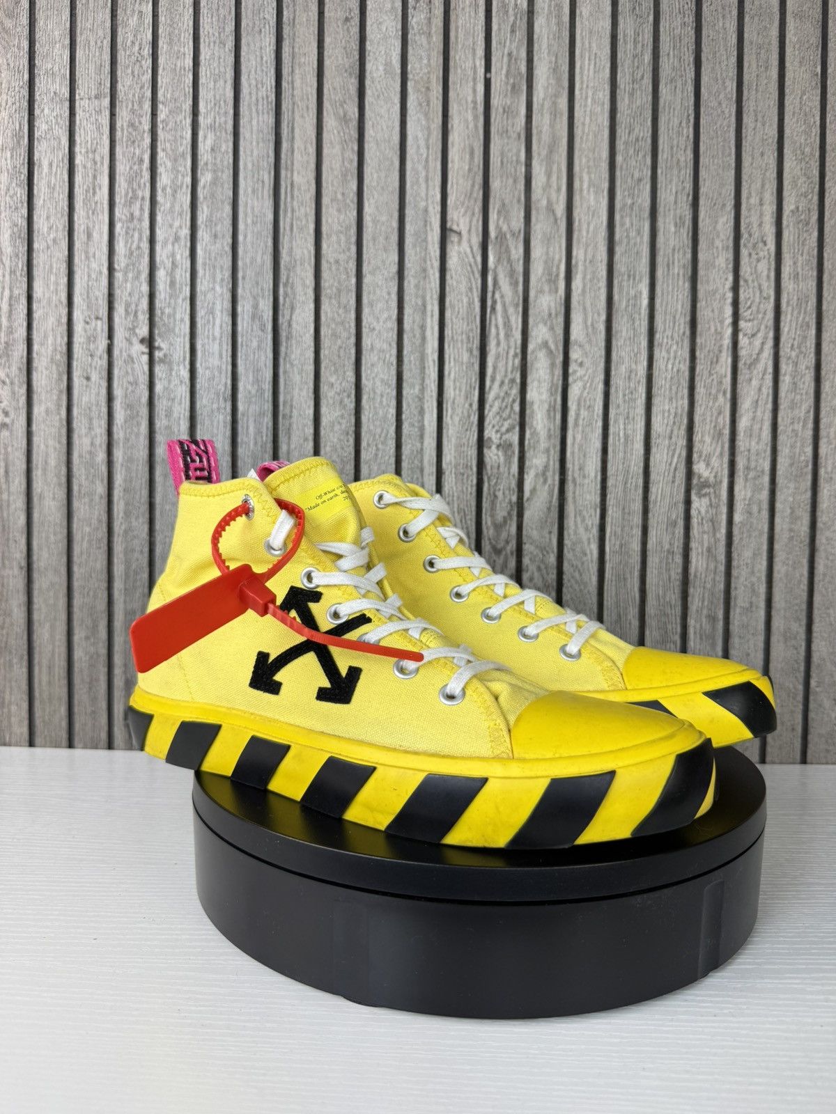 Off-White Off- white Size 12 Off-White Vulc Sneaker Mid Yellow Size US 12 / EU 45 - 3 Thumbnail