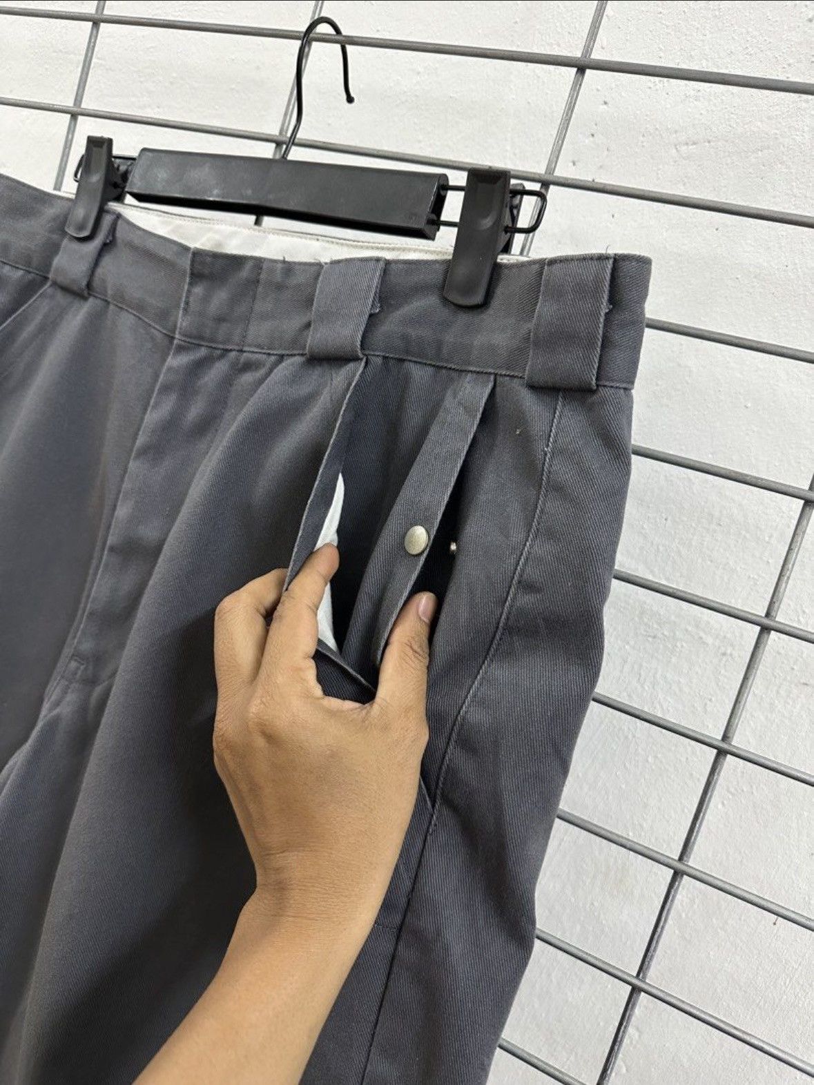 realmad HECTIC Rare 90’s Masterpiece X Realmad HECTIC Loose Fit Work Shorts Size US 32 / EU 48 - 5 Thumbnail