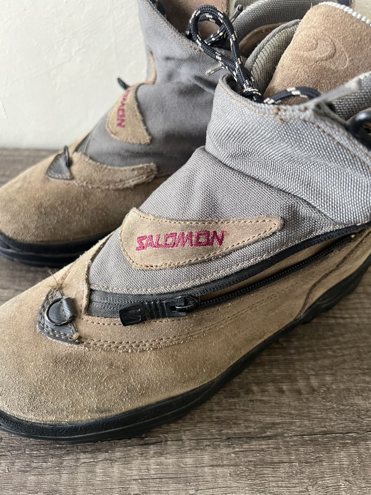 Salomon SALOMON TECH HIKER Size US 10.5 / EU 43-44 - 2 Thumbnail