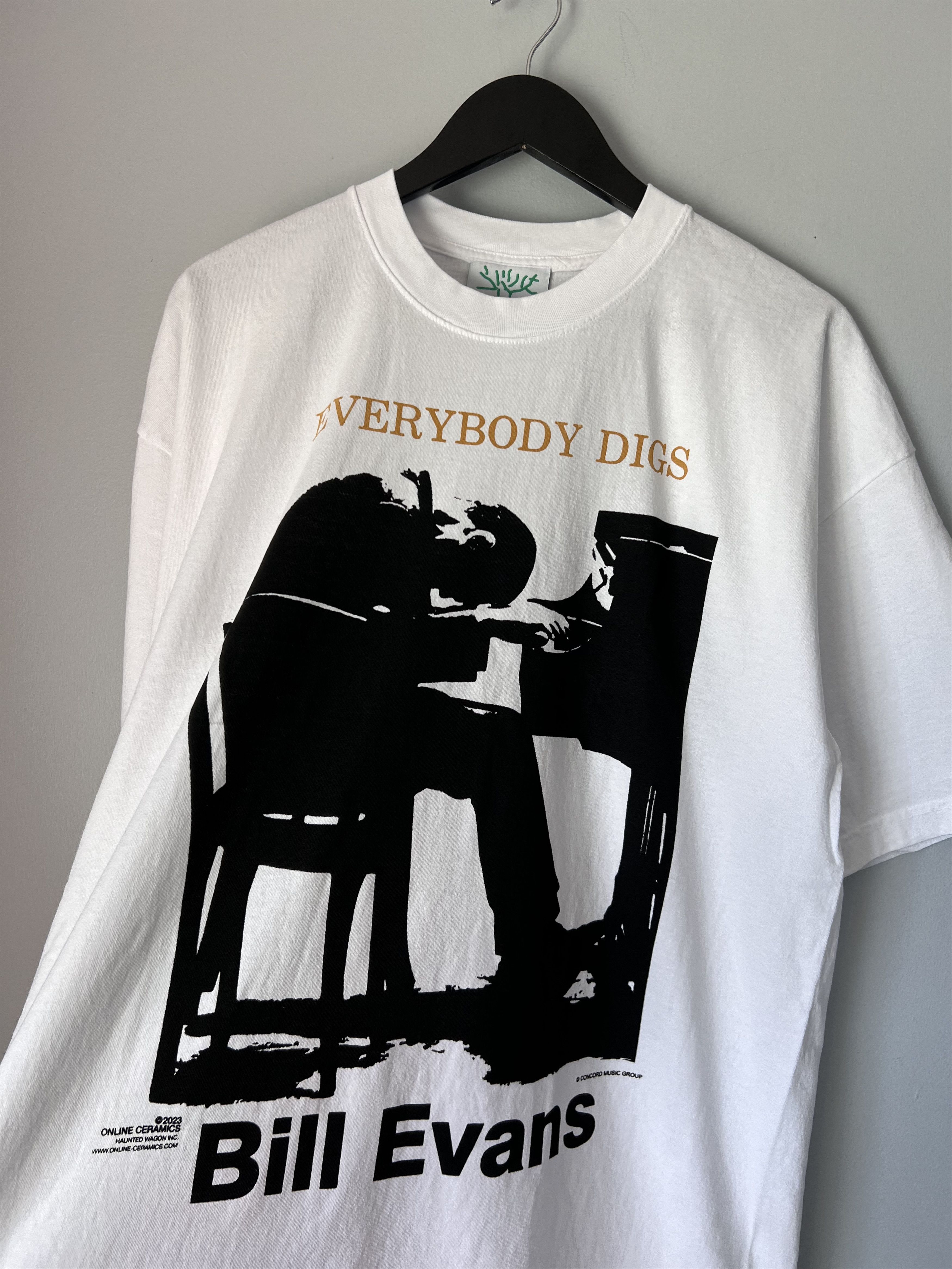 Online Ceramics Online Ceramics Everybody Digs Bill Evans Tee in 
