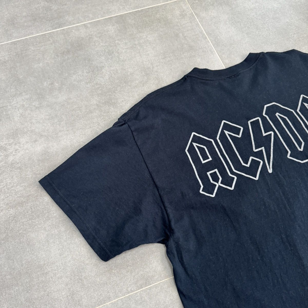 AC/DC Vintage AC/DC Hells Bells Rock Band Tee T-Shirt Size XL Size US XL / EU 56 / 4 - 15 Thumbnail